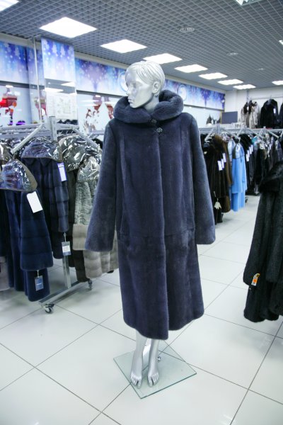 Меховое пальто из норки, код M-065