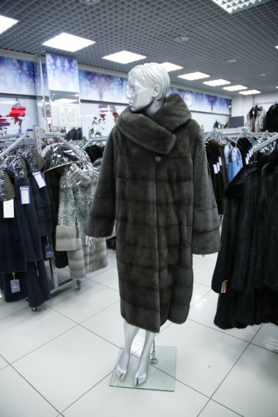 Меховое пальто из норки, код М-003