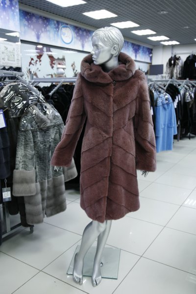 Меховое пальто из норки, код М-044