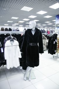 Меховое пальто из норки, женская коллекция М-072